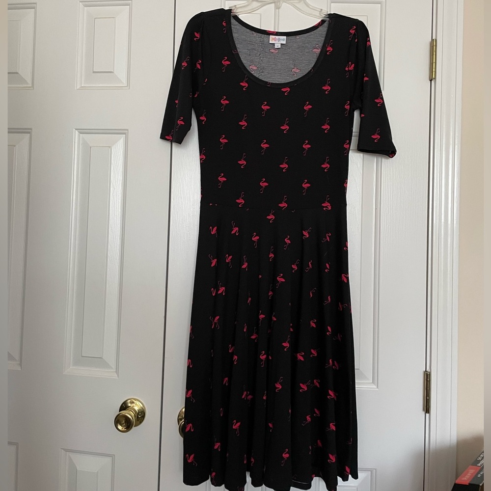 Medium LulaRoe Nicole Dress